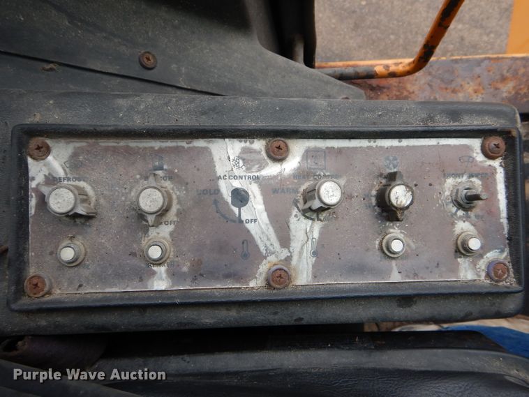 image for item DH6435 1979 Case W14 wheel loader