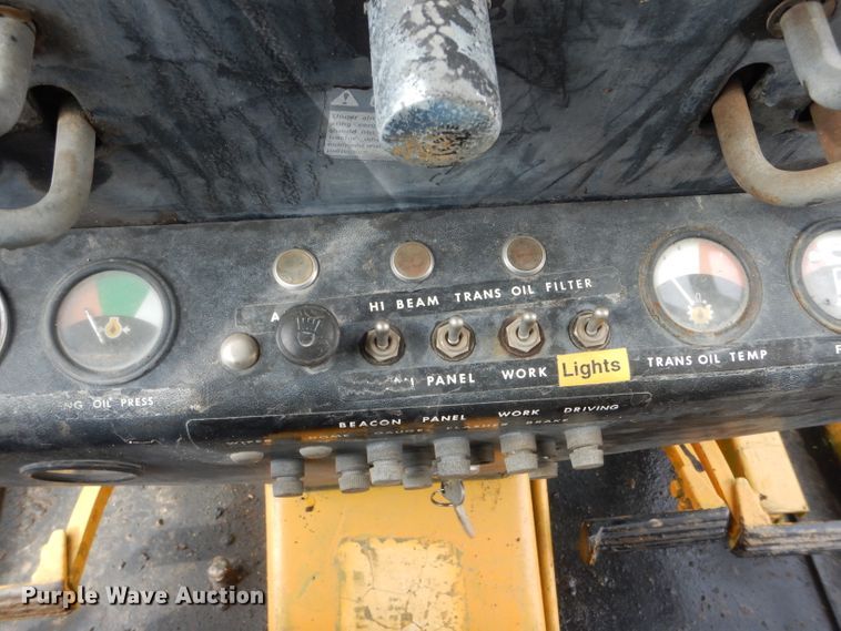 image for item DH6436 John Deere 570 motor grader