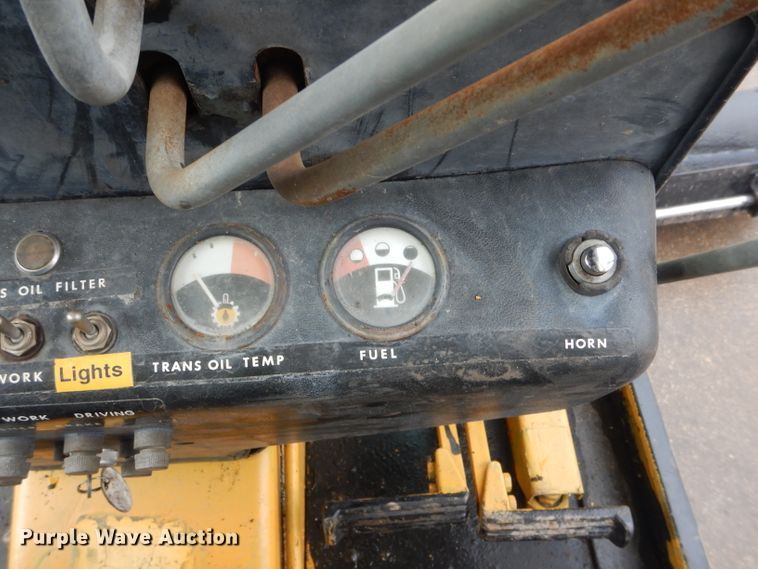 image for item DH6436 John Deere 570 motor grader