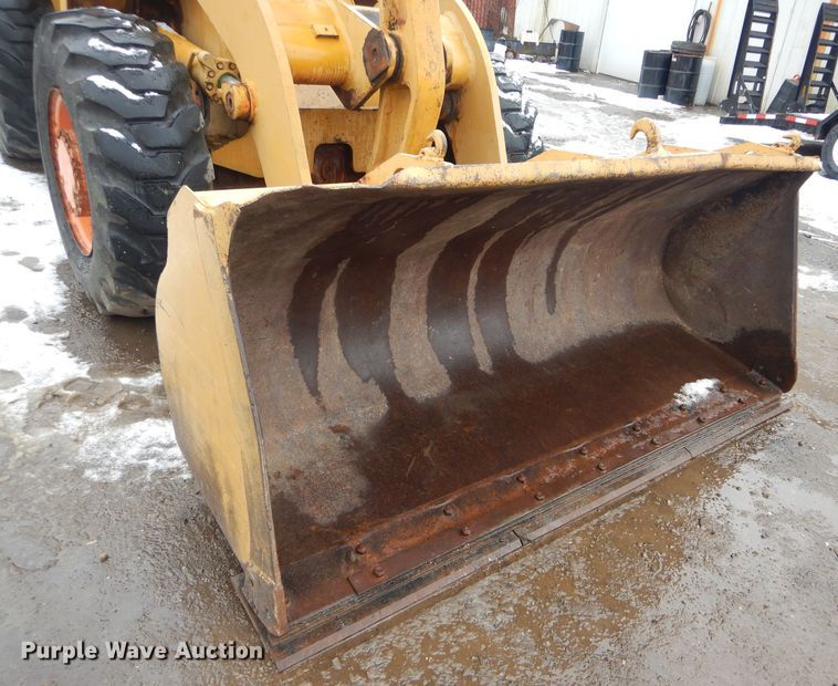 image for item DH6437 1995 Case 621B wheel loader