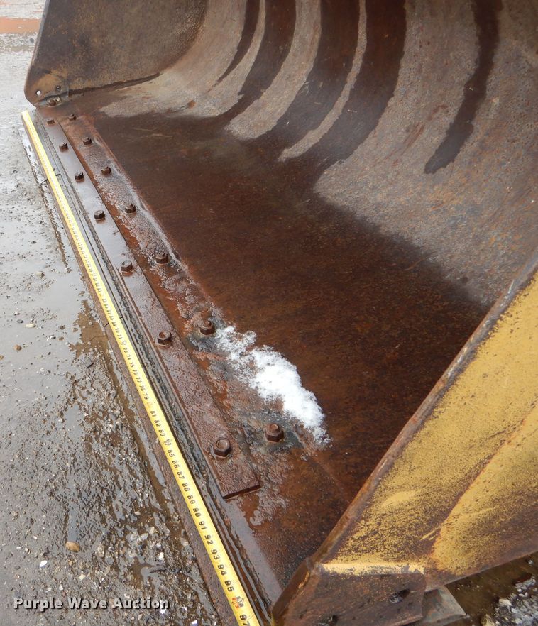 image for item DH6437 1995 Case 621B wheel loader