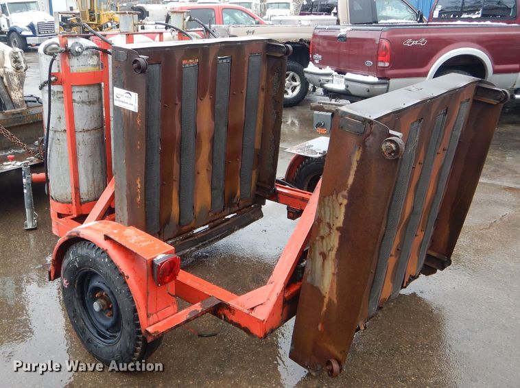 image for item DH6438 1993 Crafco infrared asphalt heater