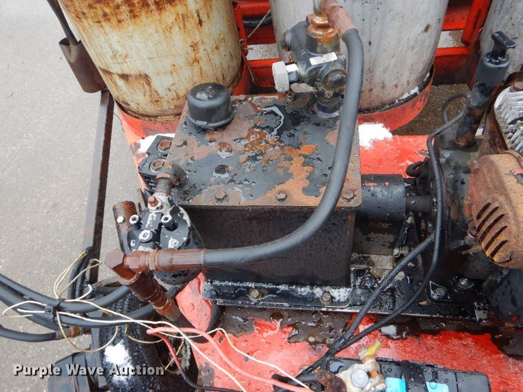 image for item DH6438 1993 Crafco infrared asphalt heater