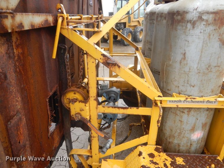 image for item DH6439 Poweray infrared asphalt heater