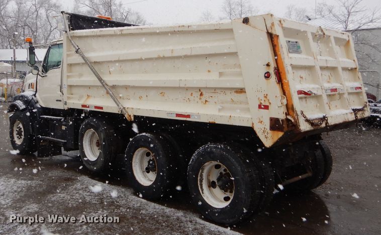 image for item DH6440 2002 Sterling L-Line dump truck