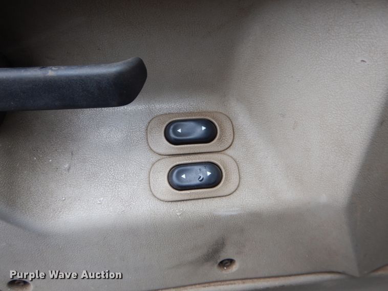 image for item DH6440 2002 Sterling L-Line dump truck