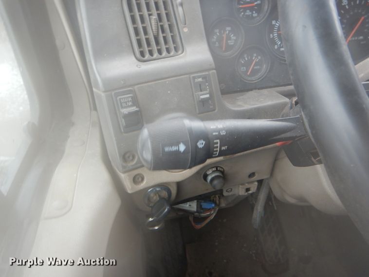 image for item DH6440 2002 Sterling L-Line dump truck