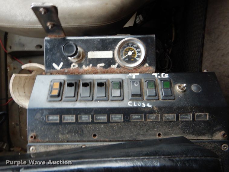 image for item DH6440 2002 Sterling L-Line dump truck