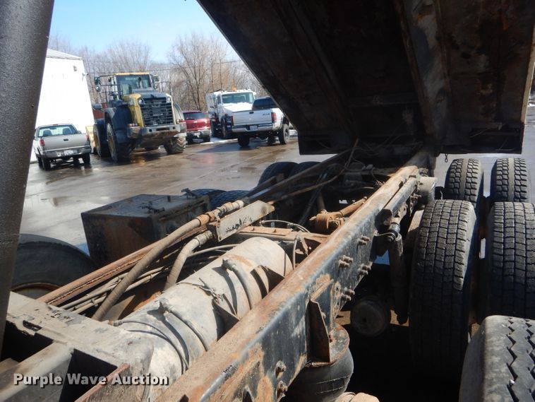 image for item DH6440 2002 Sterling L-Line dump truck
