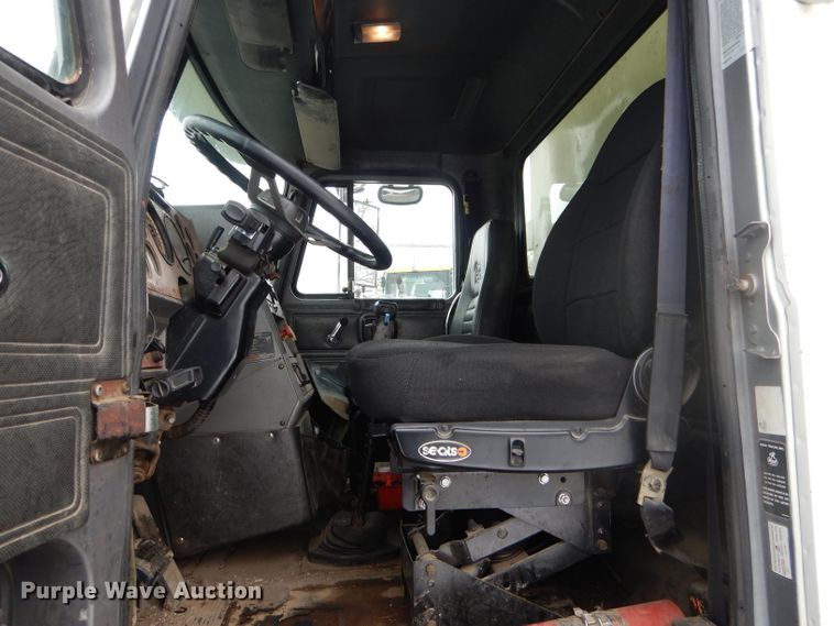 image for item DH6441 1995 Mack CL700 dump truck