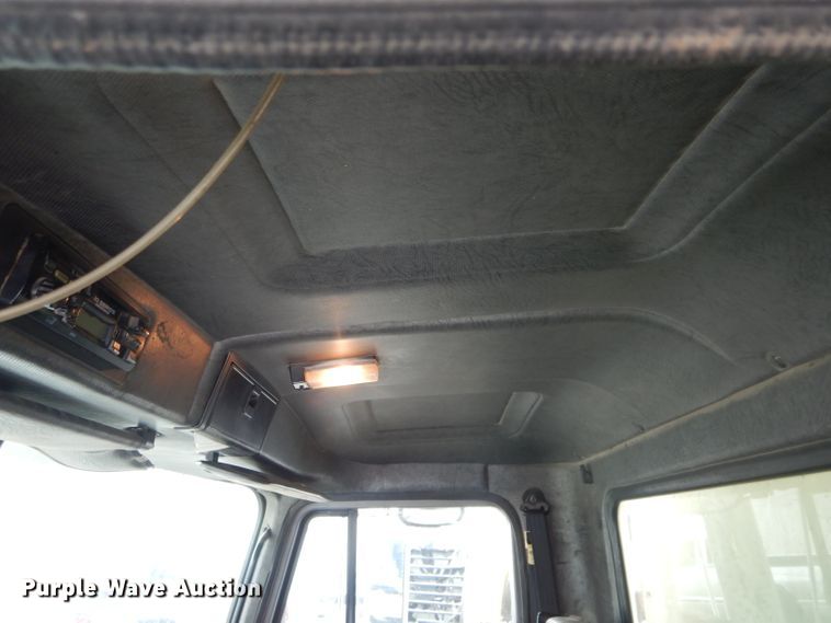 image for item DH6441 1995 Mack CL700 dump truck