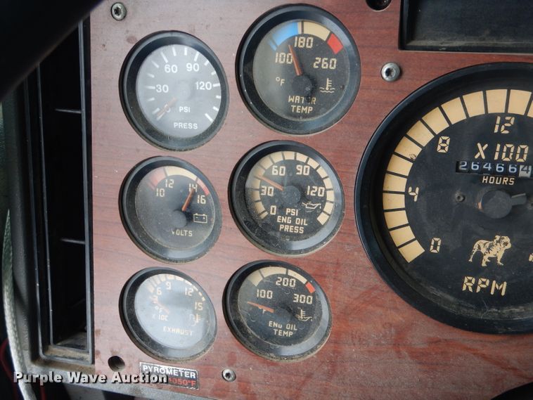 image for item DH6441 1995 Mack CL700 dump truck