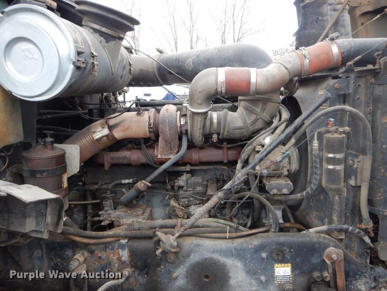 image for item DH6441 1995 Mack CL700 dump truck