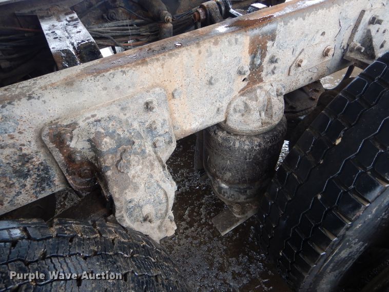 image for item DH6441 1995 Mack CL700 dump truck