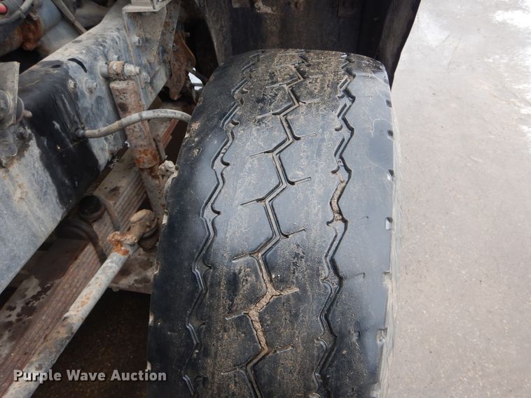 image for item DH6441 1995 Mack CL700 dump truck