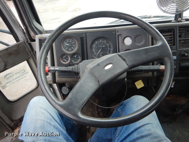 image for item DH6442 1992 Ford CF8000 oil distribution truck