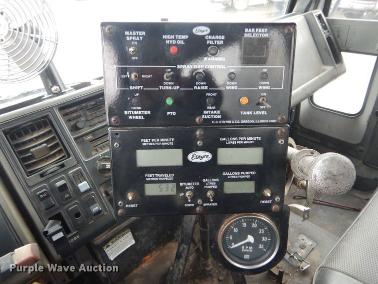 image for item DH6442 1992 Ford CF8000 oil distribution truck