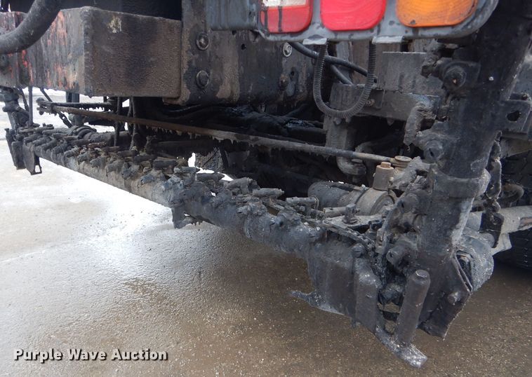 image for item DH6442 1992 Ford CF8000 oil distribution truck