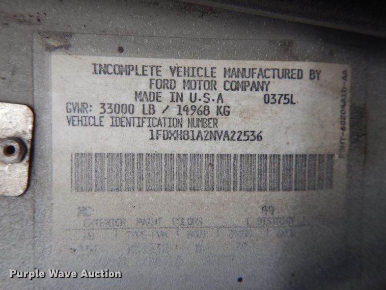 image for item DH6442 1992 Ford CF8000 oil distribution truck