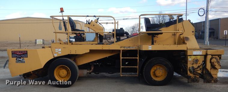 image for item DH6444 2003 Etnyre Quad chip spreader