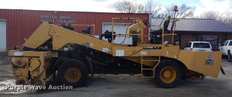 image for item DH6444 2003 Etnyre Quad chip spreader