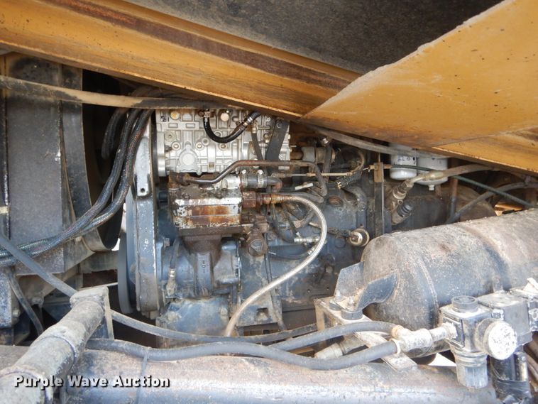 image for item DH6444 2003 Etnyre Quad chip spreader