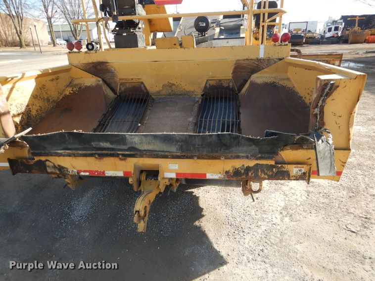 image for item DH6444 2003 Etnyre Quad chip spreader