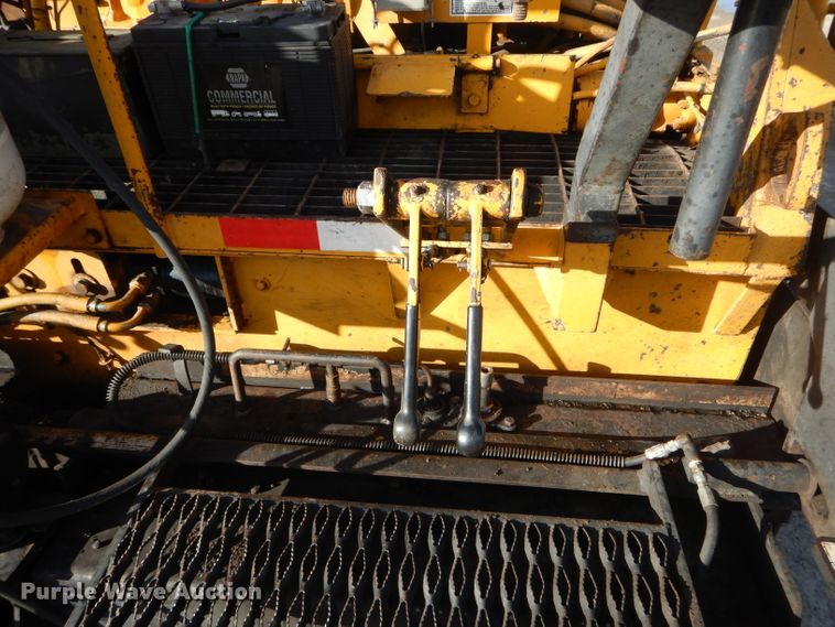 image for item DH6445 LeeBoy L8500T paver