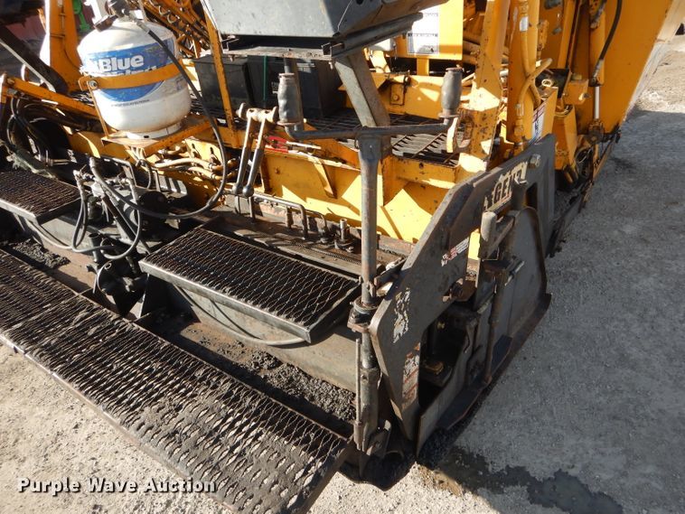 image for item DH6445 LeeBoy L8500T paver
