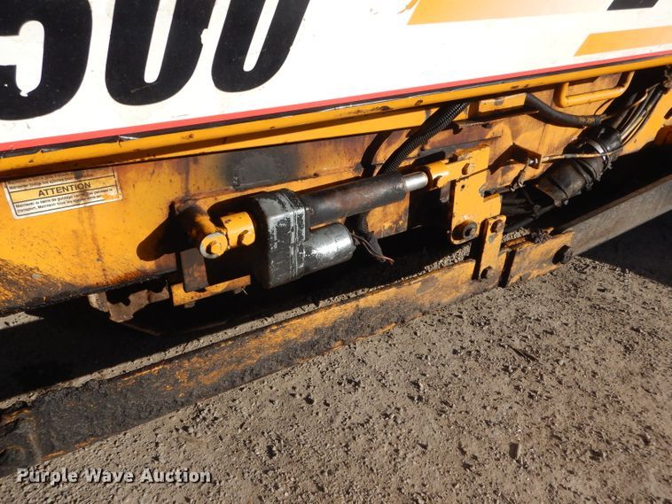 image for item DH6445 LeeBoy L8500T paver