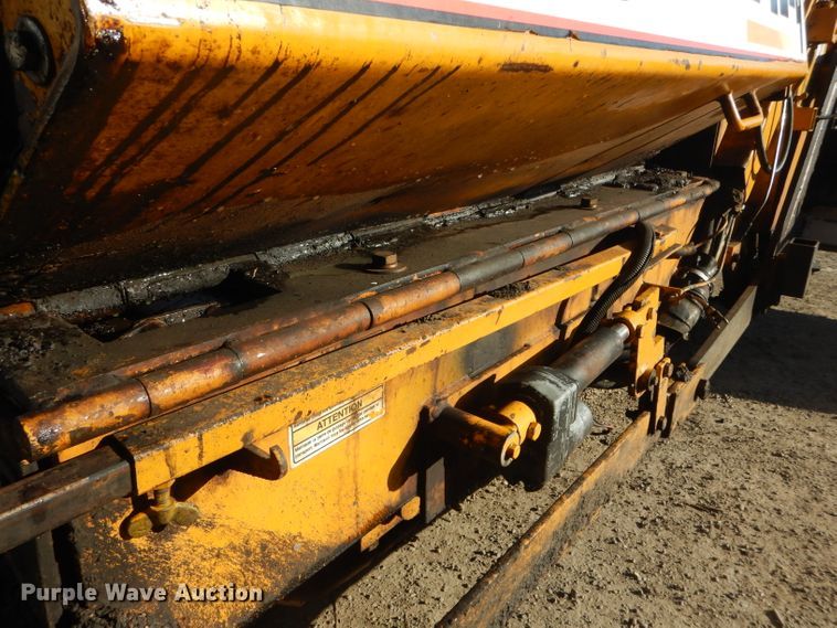 image for item DH6445 LeeBoy L8500T paver