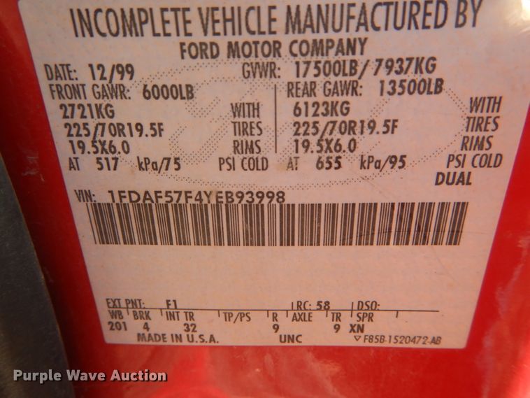 image for item DH6446 2000 Ford F550 Super Duty XL utility truck