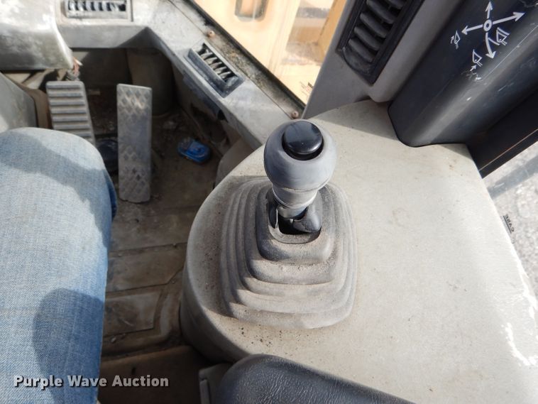 image for item DH6457 1999 Case 621C wheel loader