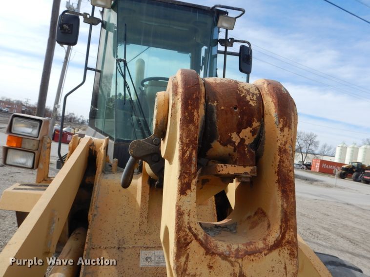 image for item DH6457 1999 Case 621C wheel loader