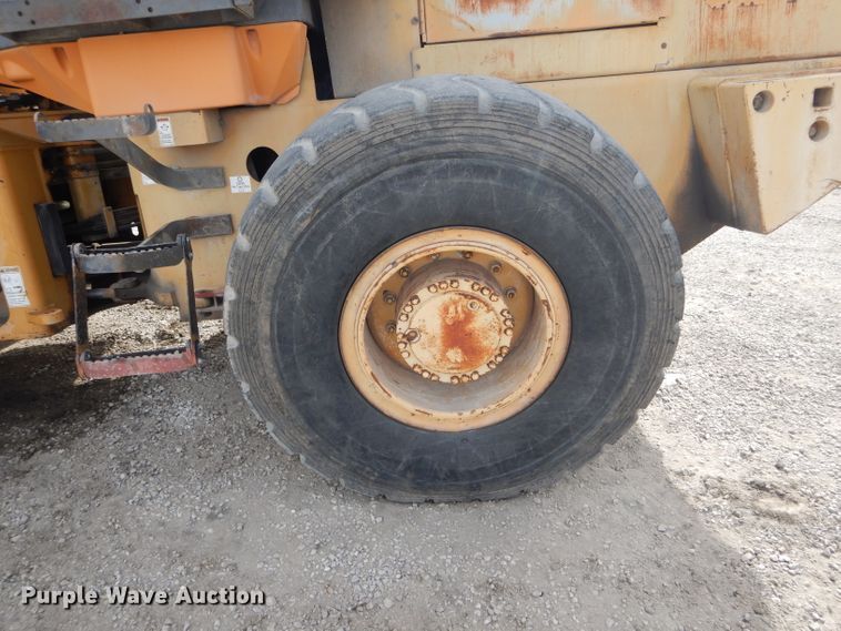 image for item DH6457 1999 Case 621C wheel loader
