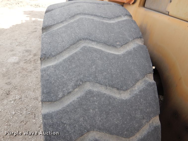 image for item DH6457 1999 Case 621C wheel loader