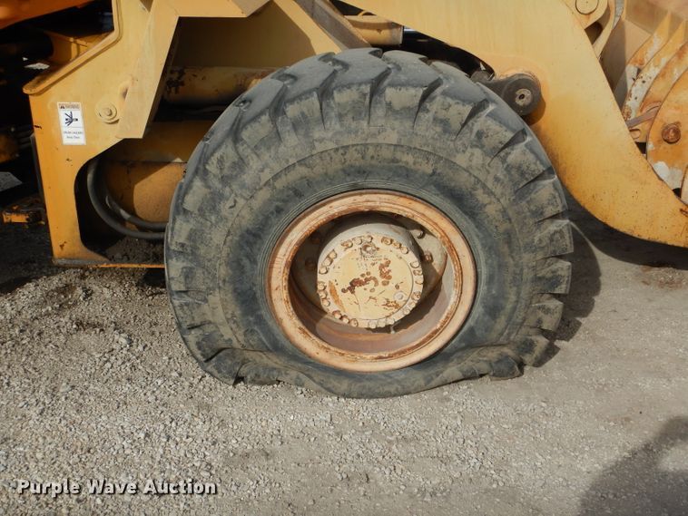 image for item DH6457 1999 Case 621C wheel loader