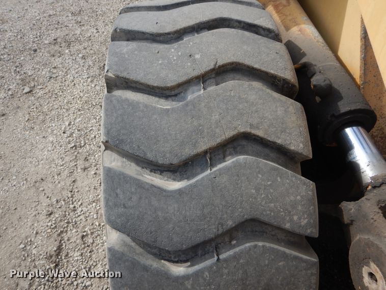 image for item DH6457 1999 Case 621C wheel loader
