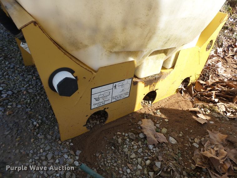 image for item DH7878 Vermeer fluid mixing tank