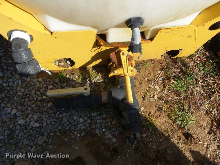 image for item DH7879 Vermeer fluid mixing tank