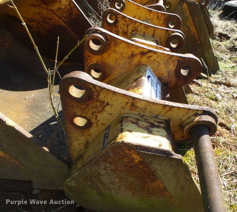 image for item DH7886 (3) backhoe buckets