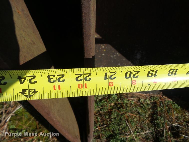 image for item DH7886 (3) backhoe buckets