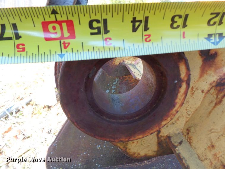 image for item DH7887 (4) backhoe buckets