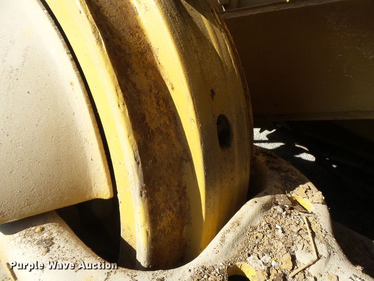 image for item DH7889 Fiat-Allis 21B cable plow dozer