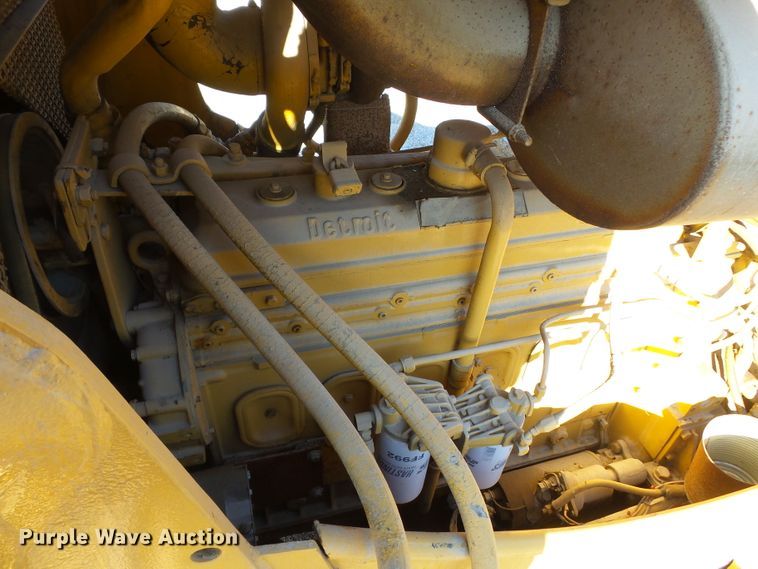 image for item DH7889 Fiat-Allis 21B cable plow dozer