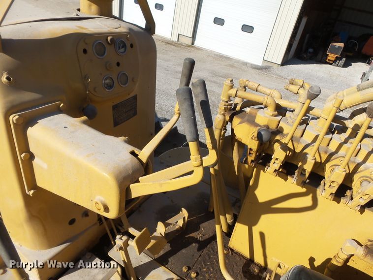 image for item DH7889 Fiat-Allis 21B cable plow dozer