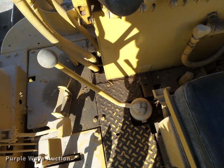 image for item DH7889 Fiat-Allis 21B cable plow dozer