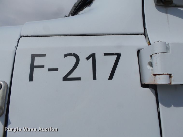 image for item DH7890 1990 Ford L8000 flatbed truck