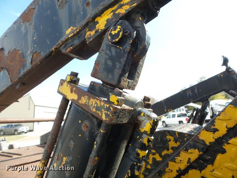 image for item DH7890 1990 Ford L8000 flatbed truck