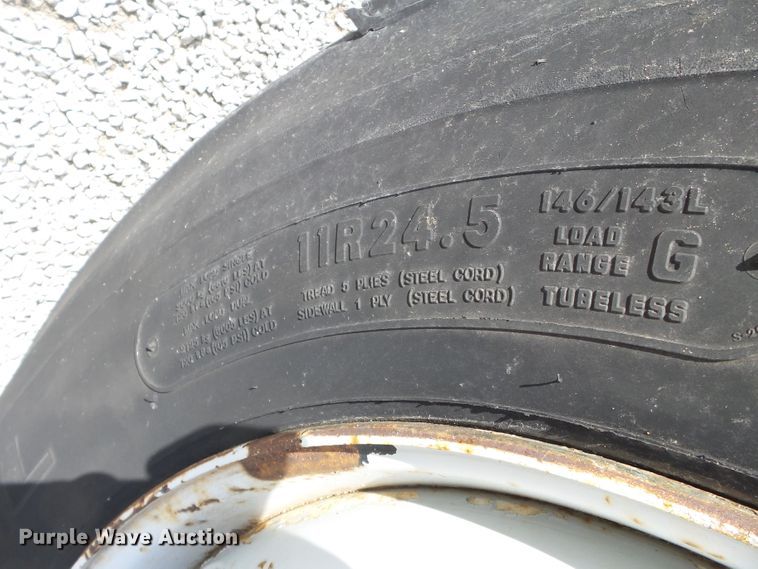 image for item DH7890 1990 Ford L8000 flatbed truck